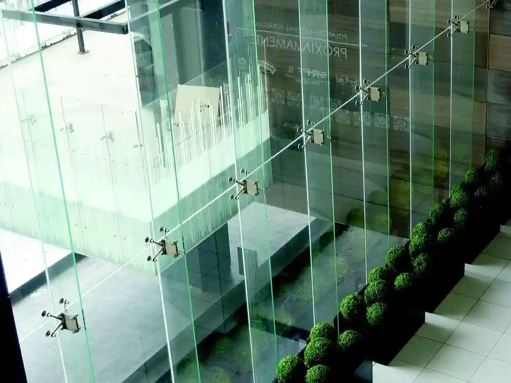 7 Interesting Advantages of Curtain Walling Installation in Longsight